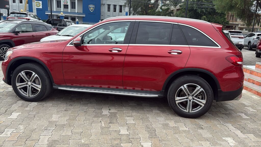 Mercedes-Benz GLC GLC300 4Matic 2017