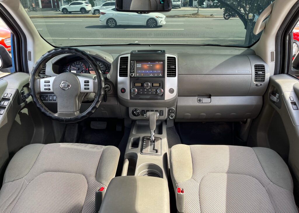 Nissan Frontier SV 2019