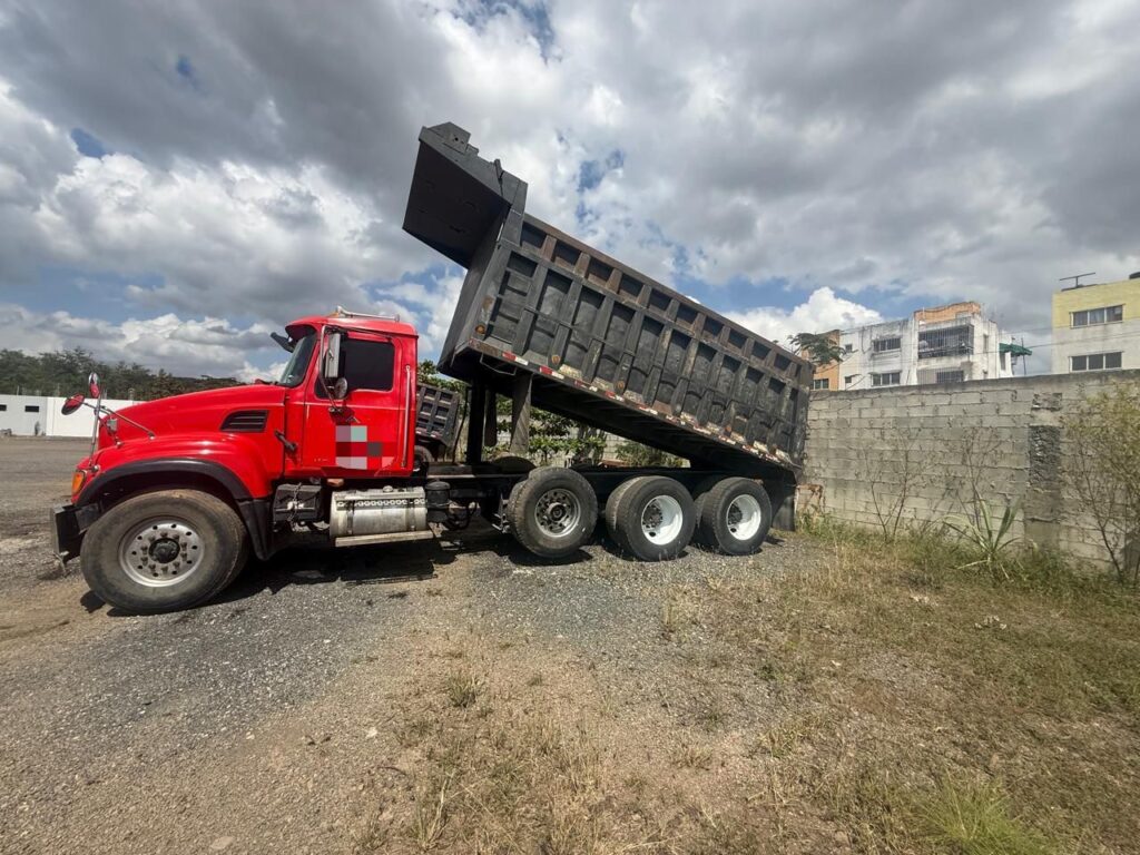 Mack Vision (CXU613) 2007