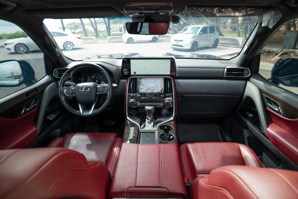 Lexus LX 600 LUXURY 2023