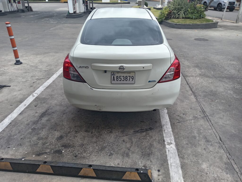 Nissan Versa A 2013