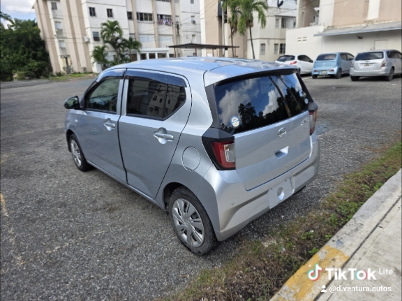 Daihatsu Mira 2021