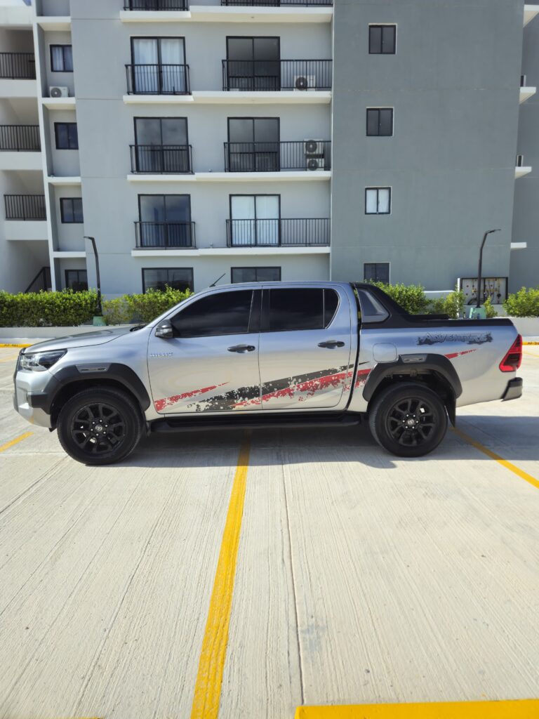 Toyota Hilux Adventure 2023