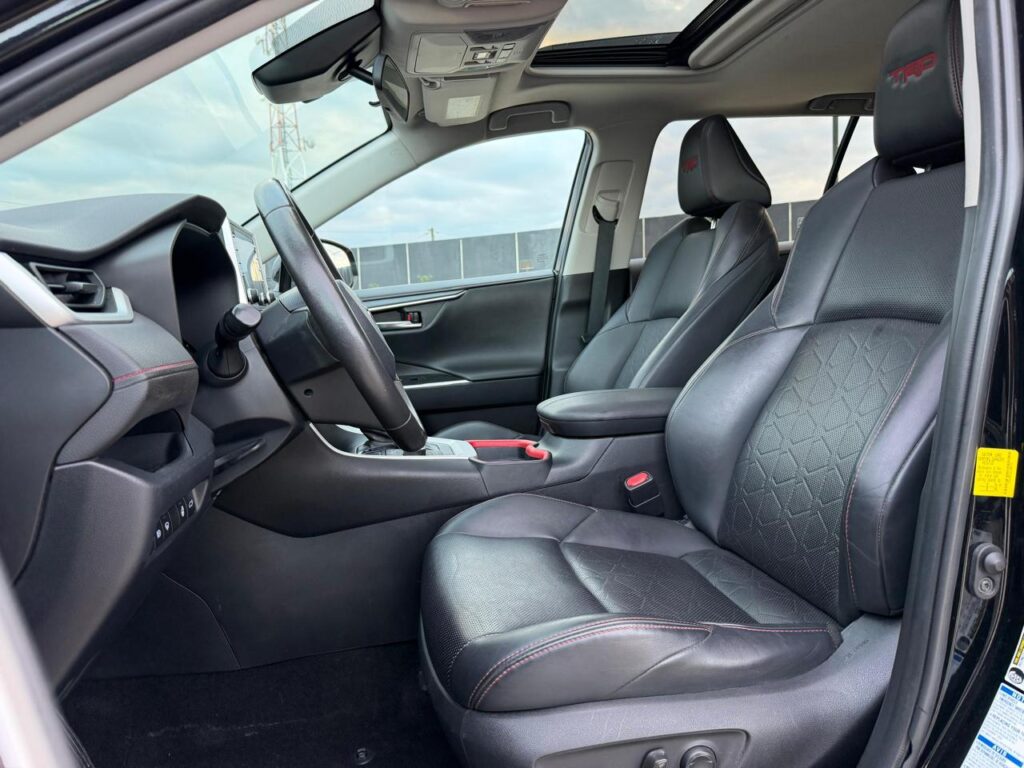 Toyota RAV4 TRD off-road 2020