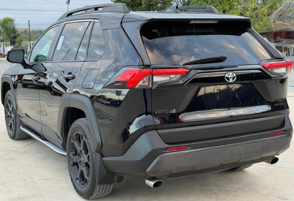 Toyota RAV4 TRD off-road 2020