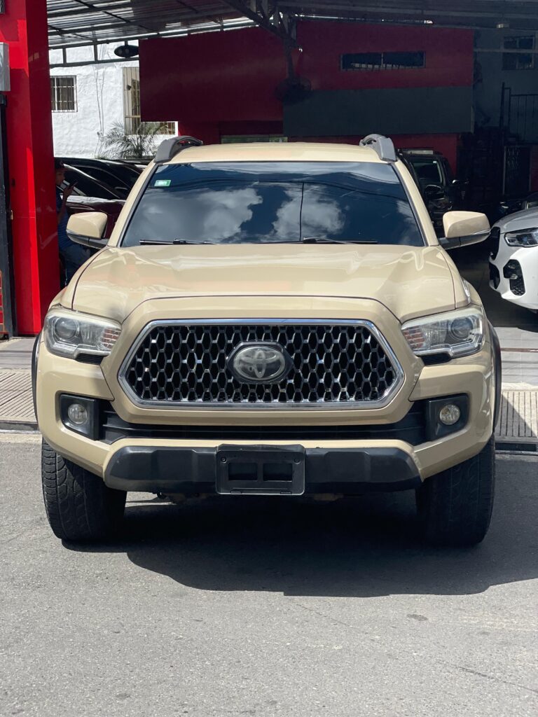 Toyota Tacoma TRD off-road 2018