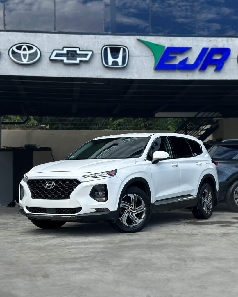 Hyundai Santa Fe SEL 2020