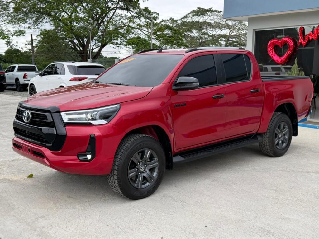 Toyota Hilux SRV 2024