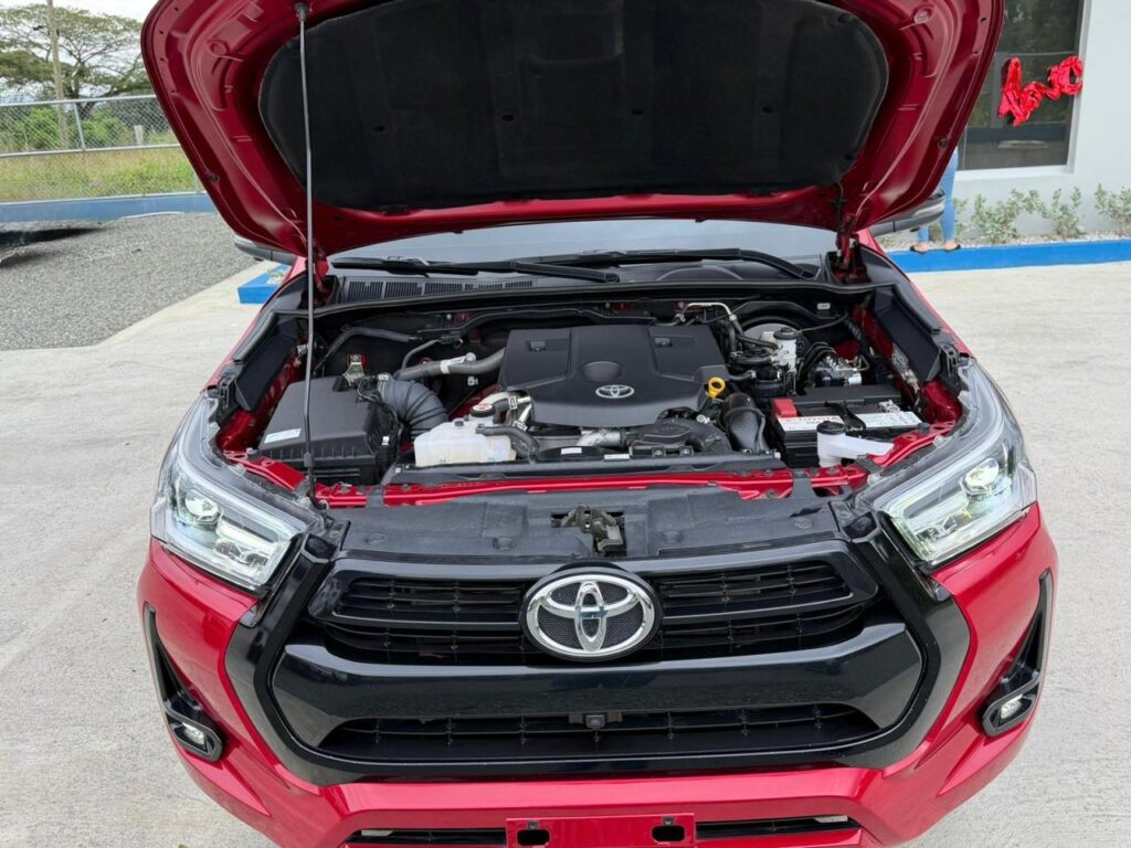 Toyota Hilux SRV 2024