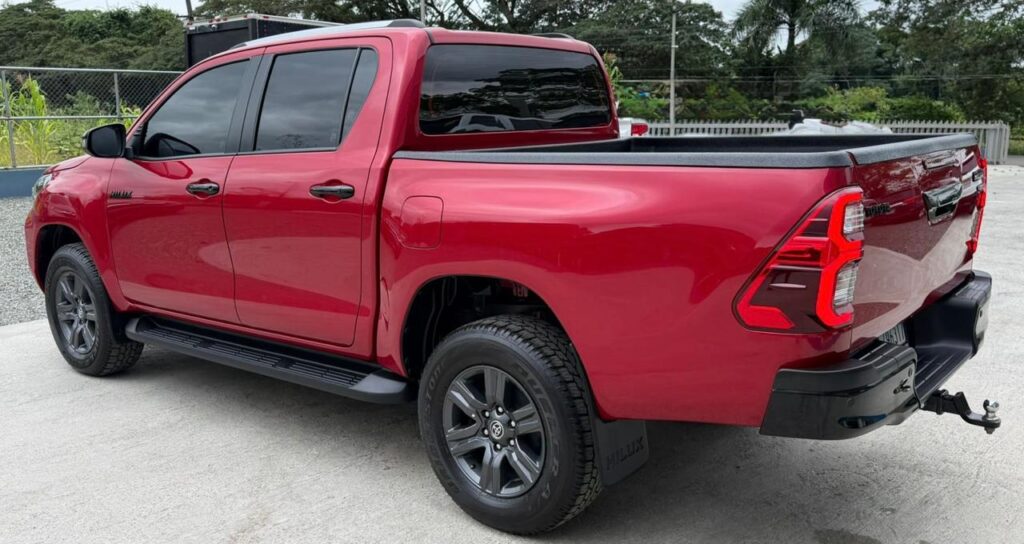 Toyota Hilux SRV 2024