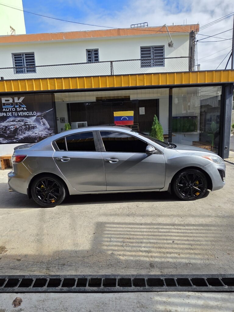 Mazda 3 Grand Touring 2010