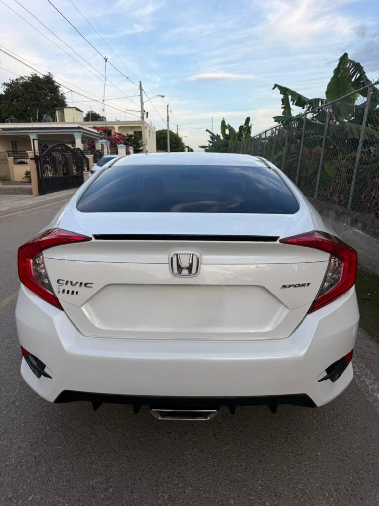 Honda Civic Sport 2021