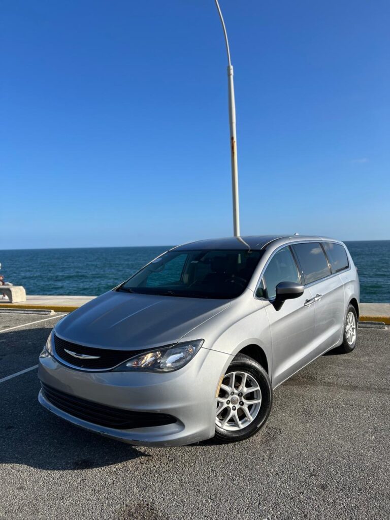 Chrysler Pacifica Touring 2017