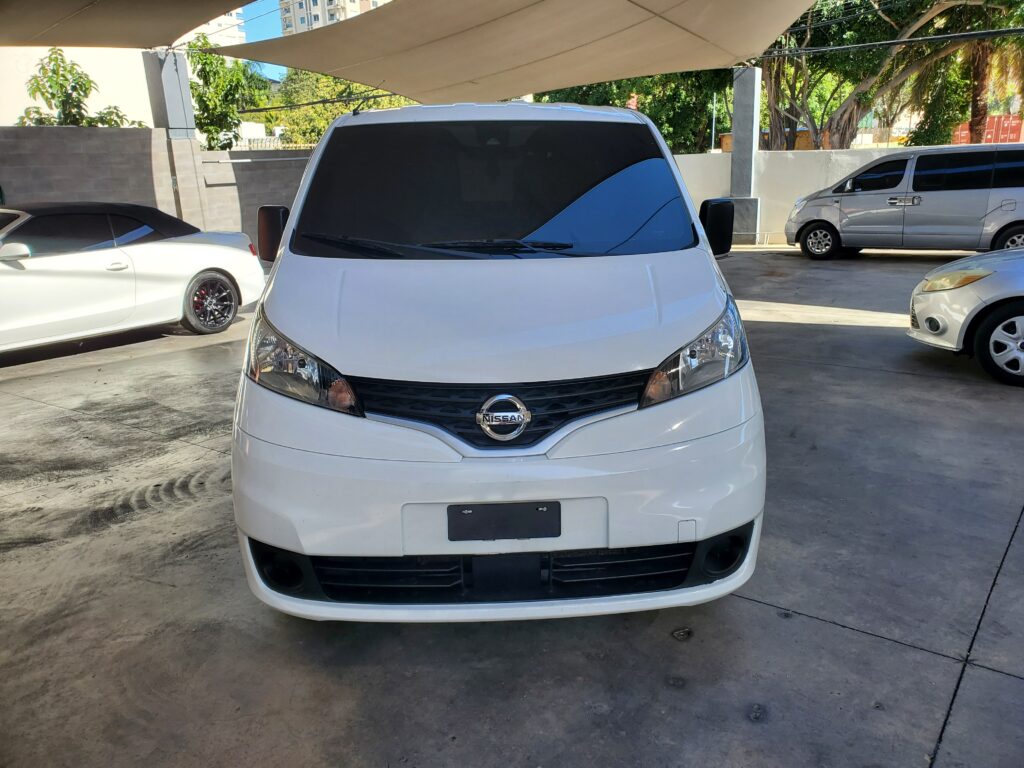 Nissan NV200 2021