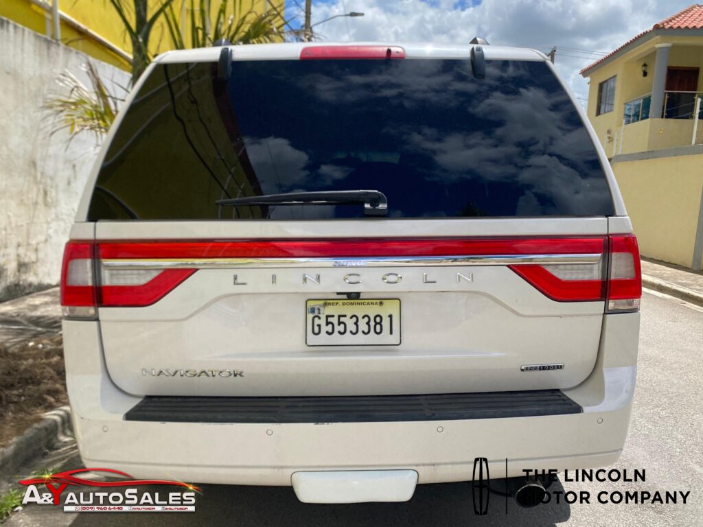 LincoIn Navigator 2017
