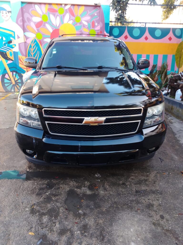 Chevrolet Tahoe LTZ 2011