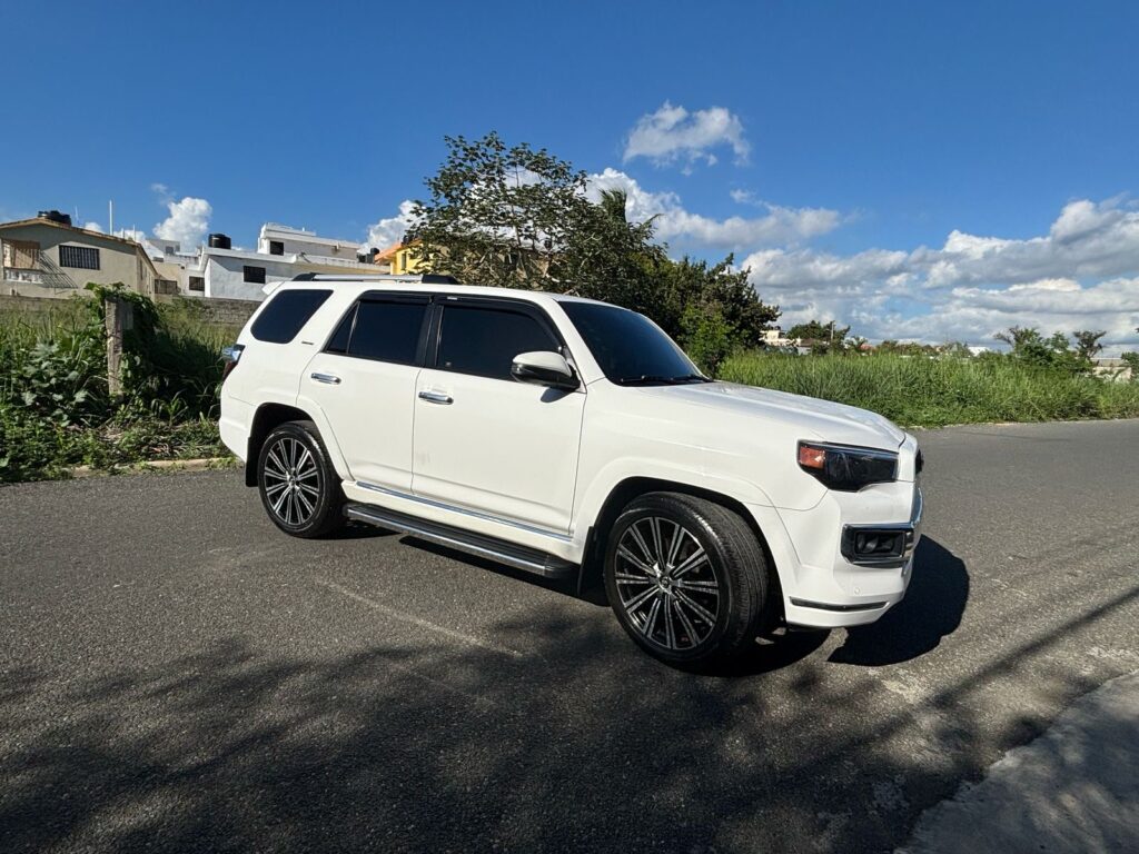 Toyota 4Runner Limited 2019
