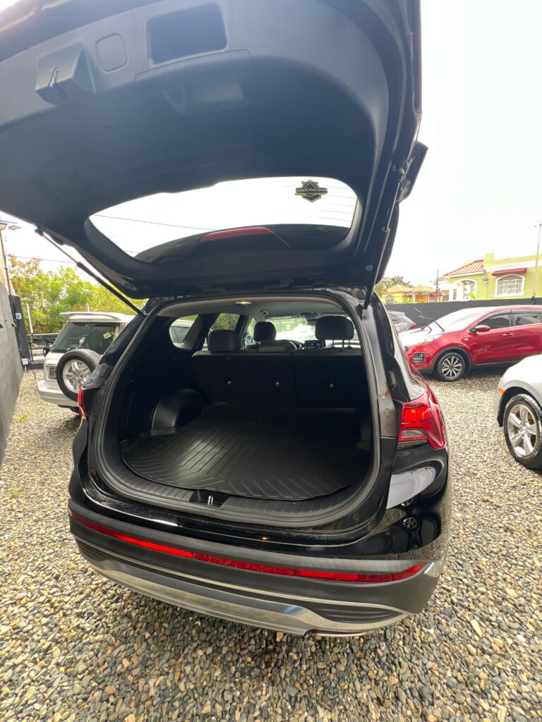 Hyundai Santa Fe SEL 2022