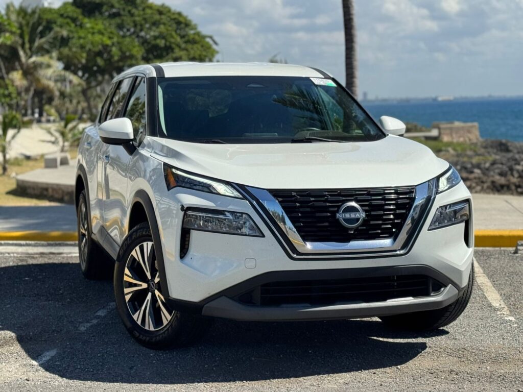 Nissan Rogue SV 2023