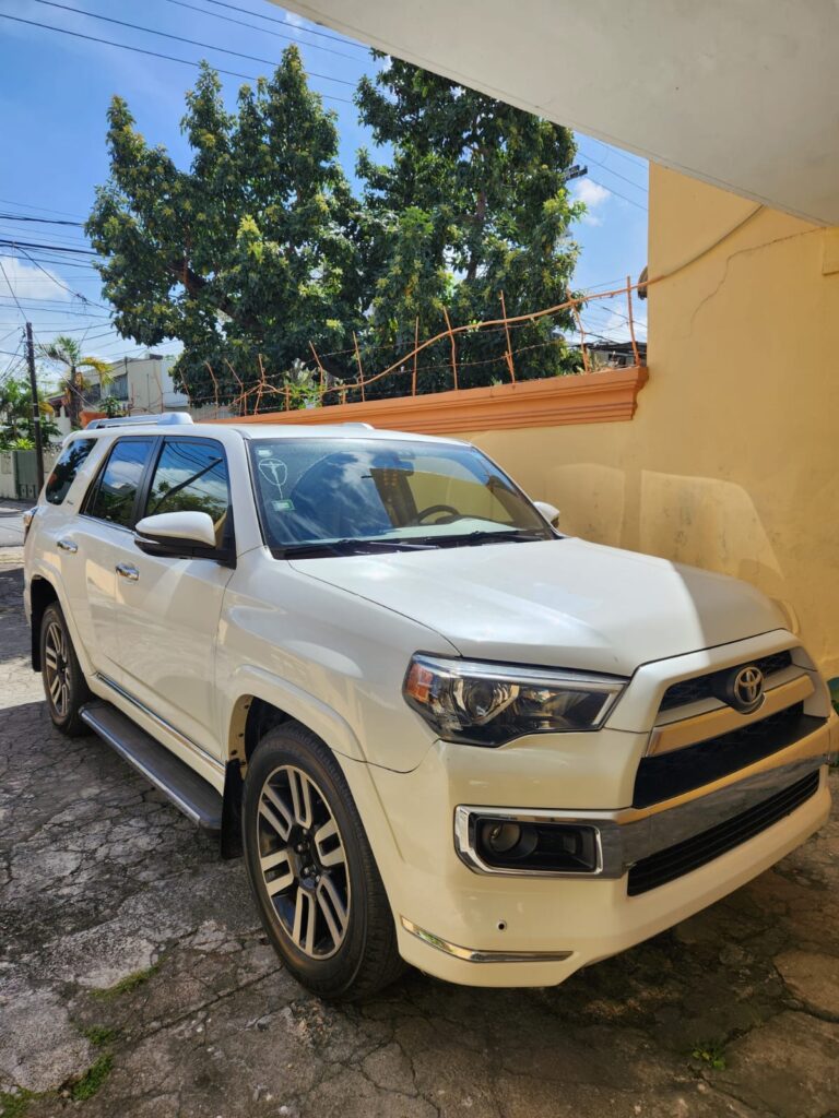 Toyota 4Runner Limited 2015