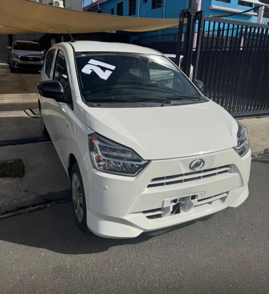 Daihatsu Mira 2021