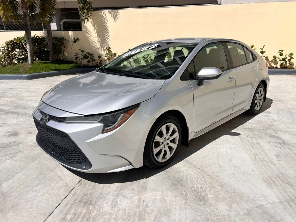 Toyota Corolla LE 2022