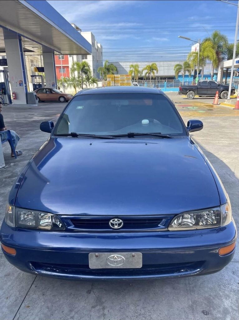 Toyota Corolla DX 1996