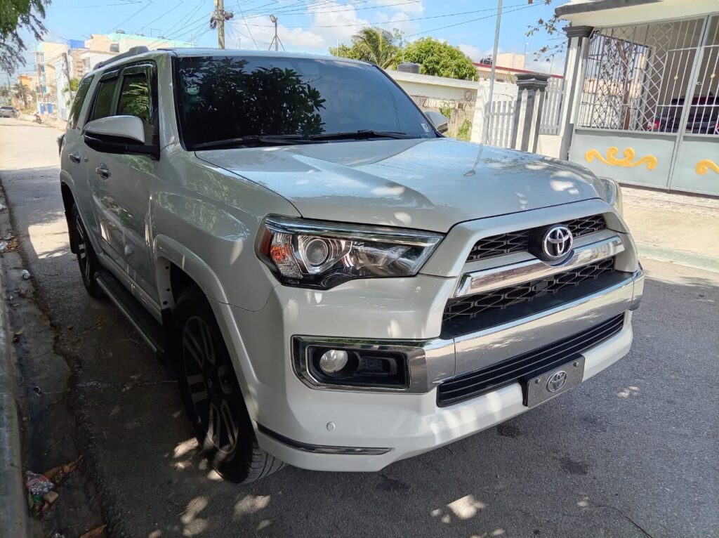 Toyota 4Runner Limited 2016