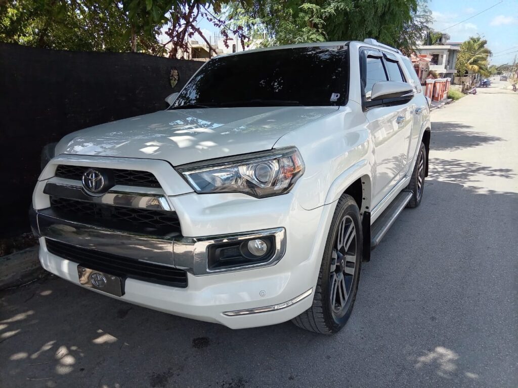 Toyota 4Runner Limited 2016
