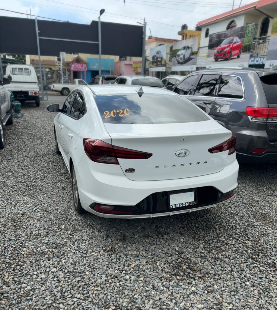 Hyundai Elantra 2020