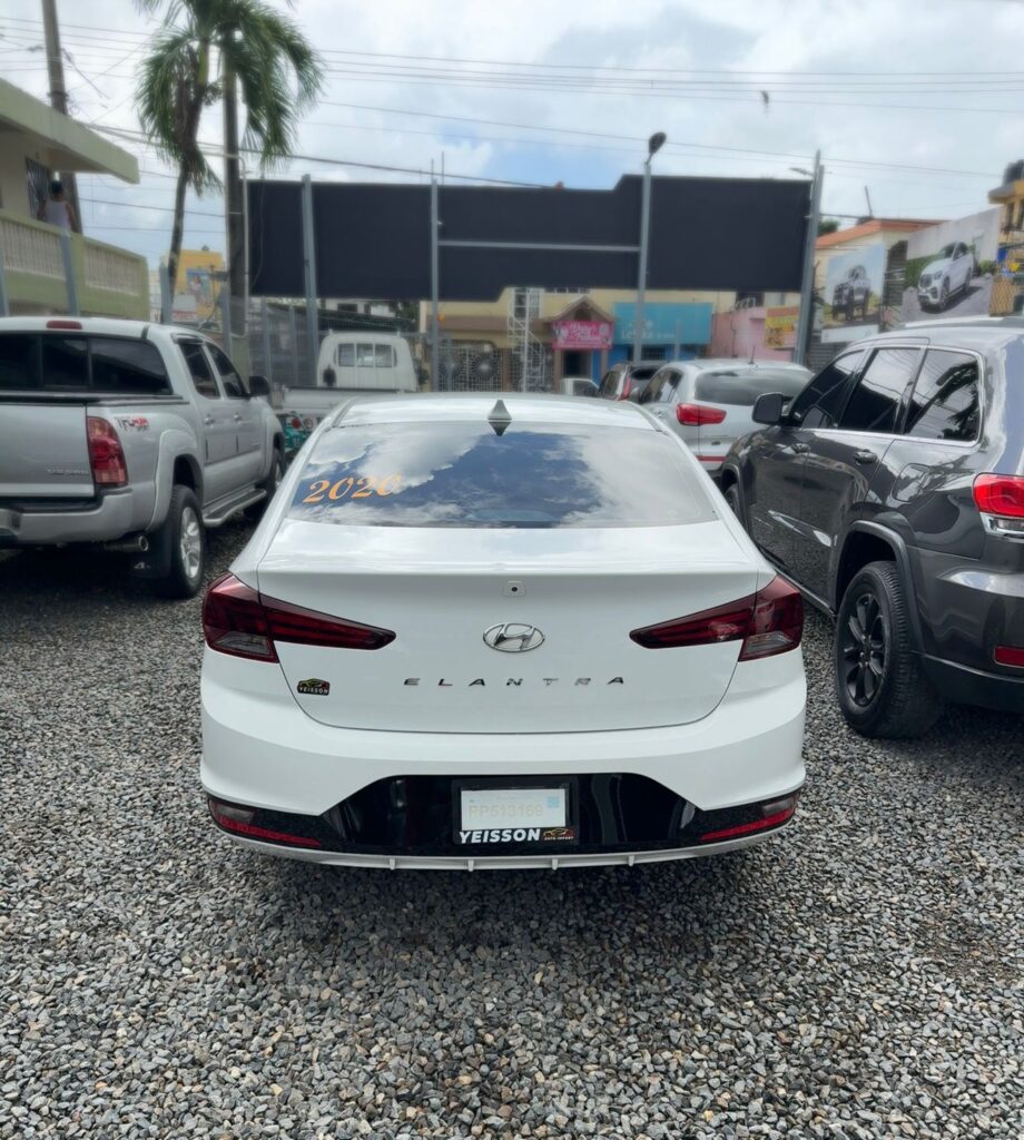 Hyundai Elantra 2020