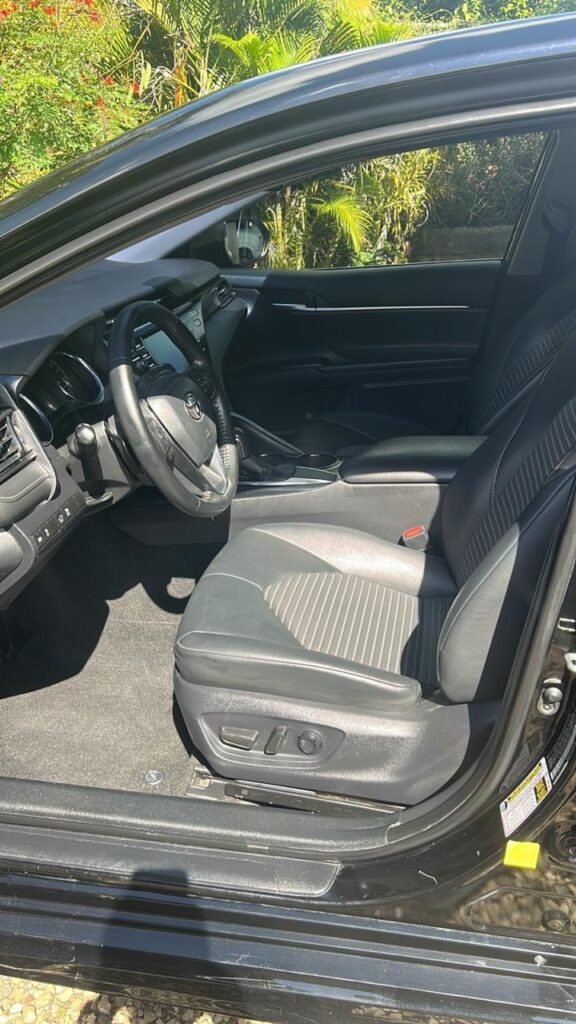 Toyota Camry SE 2019