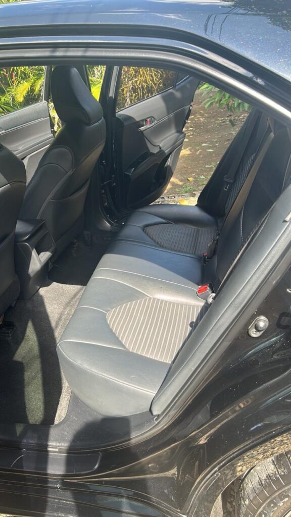 Toyota Camry SE 2019