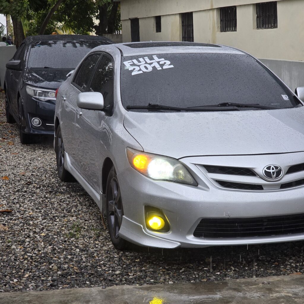 Toyota Corolla S 2012