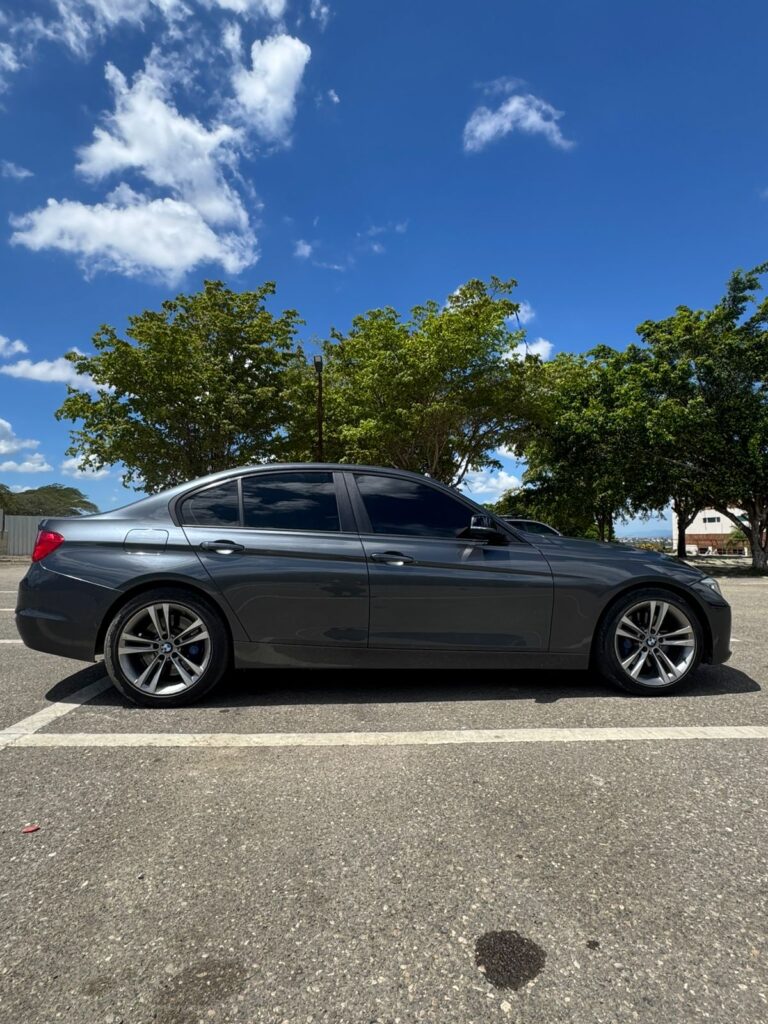 BMW Serie 3 328i 2015