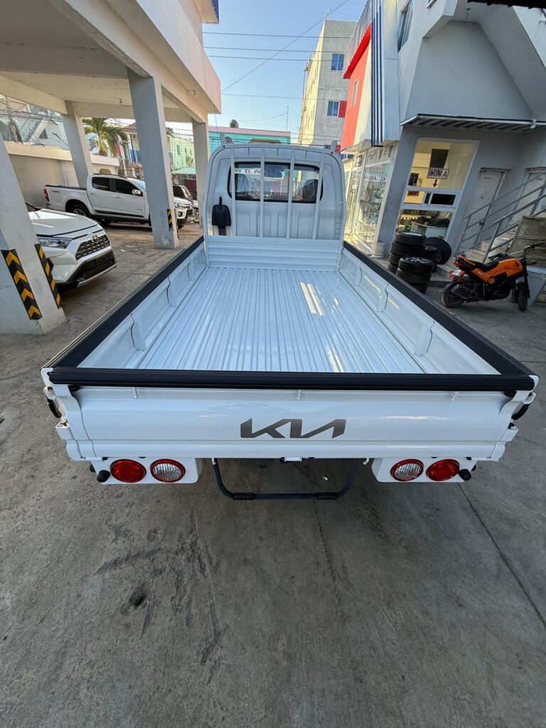 Kia K2700 2026