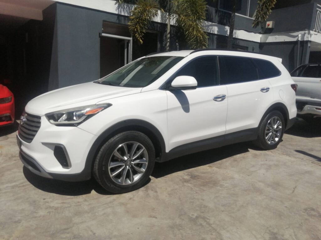 Hyundai Santa Fe Limited 2017