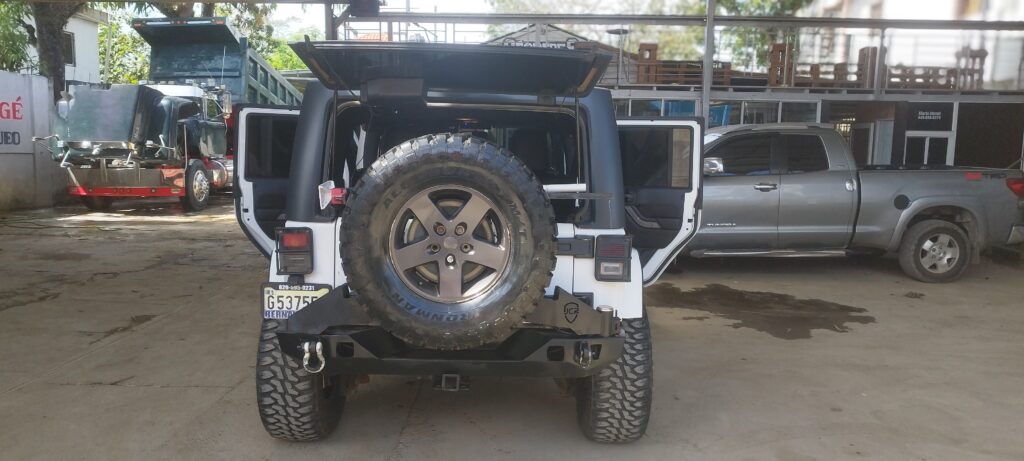 Jeep Wrangler Unlimited Sport 2016