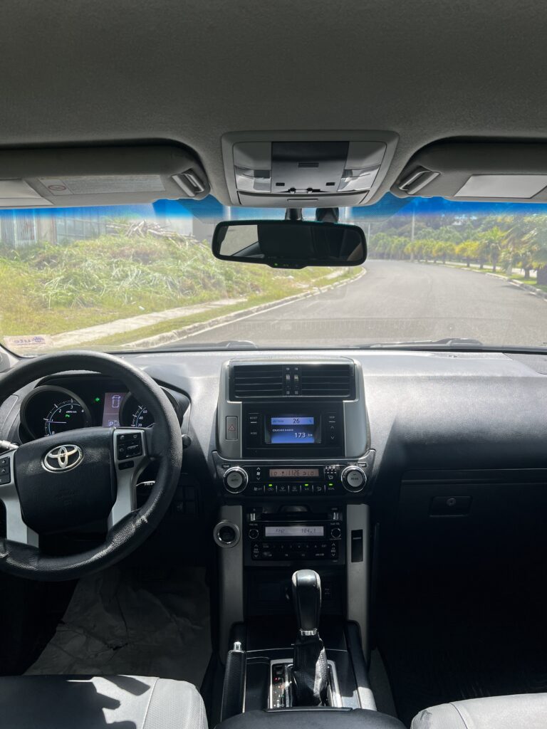 Toyota Land Cruiser Prado VX 2011