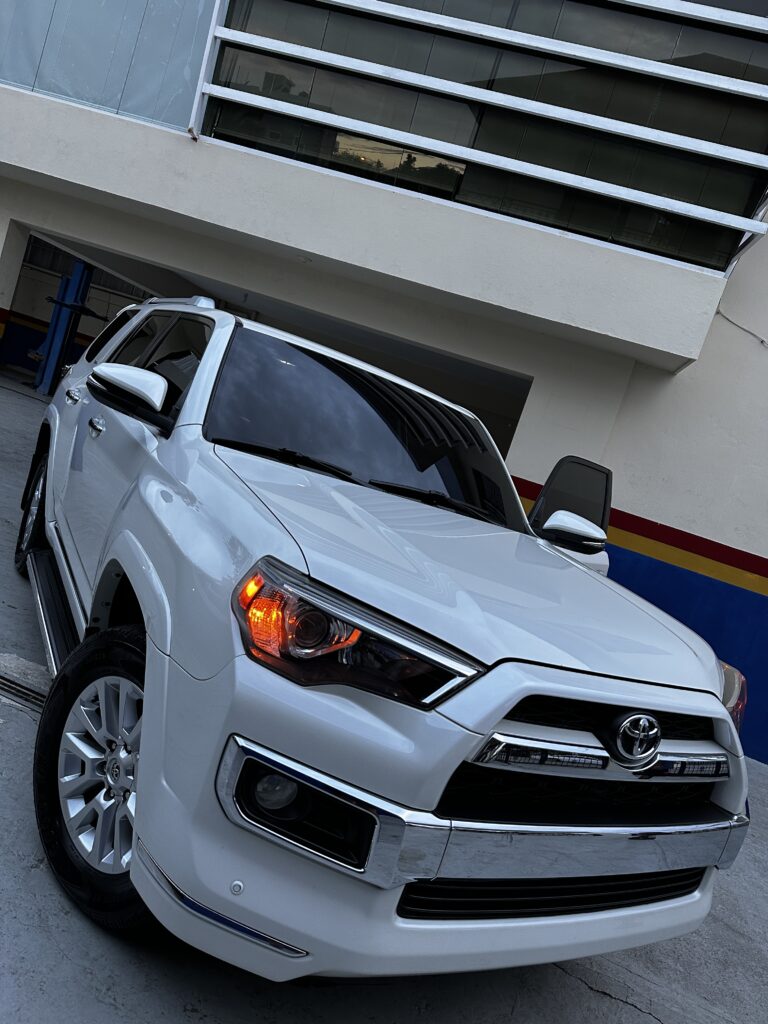 Toyota 4Runner Limited 2020