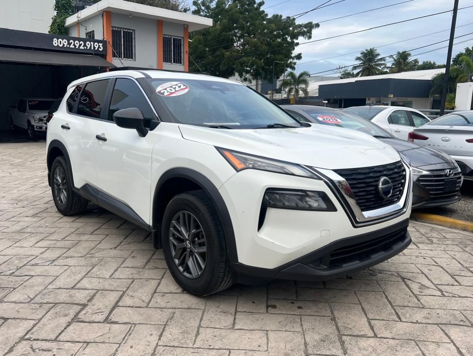 Nissan Rogue Sport S 2022