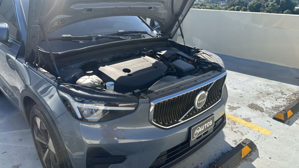 Volvo XC40 2023