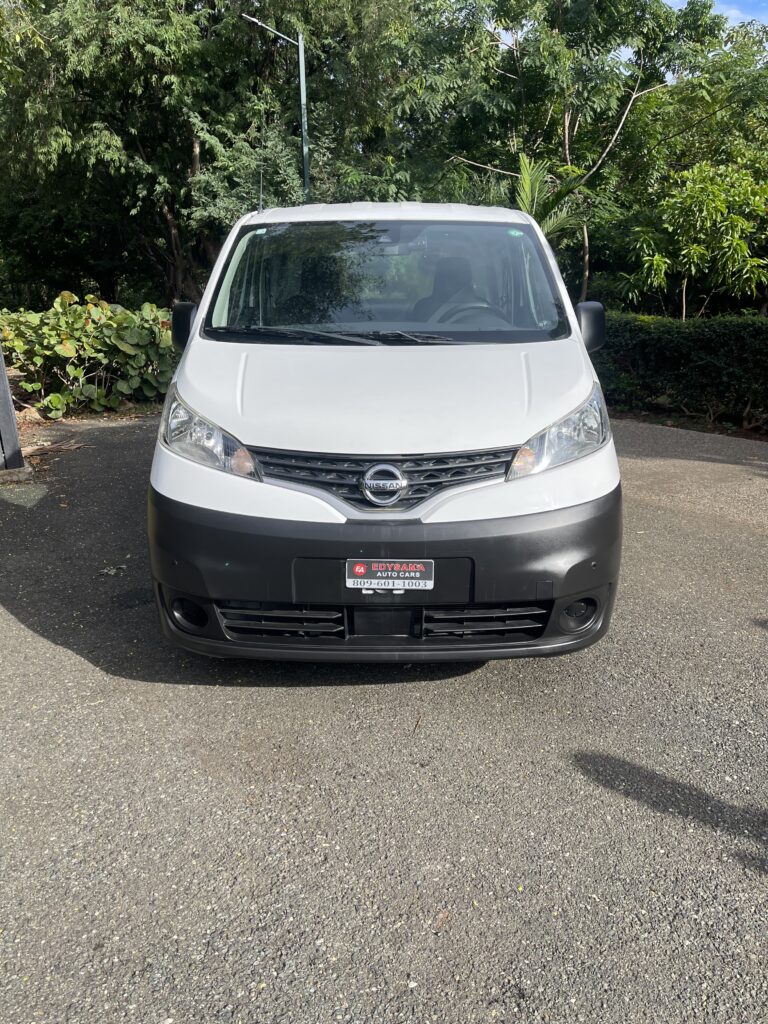 Nissan NV200 2020