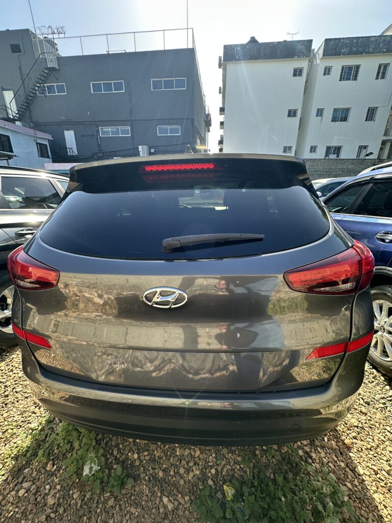 Hyundai Tucson SE 2021