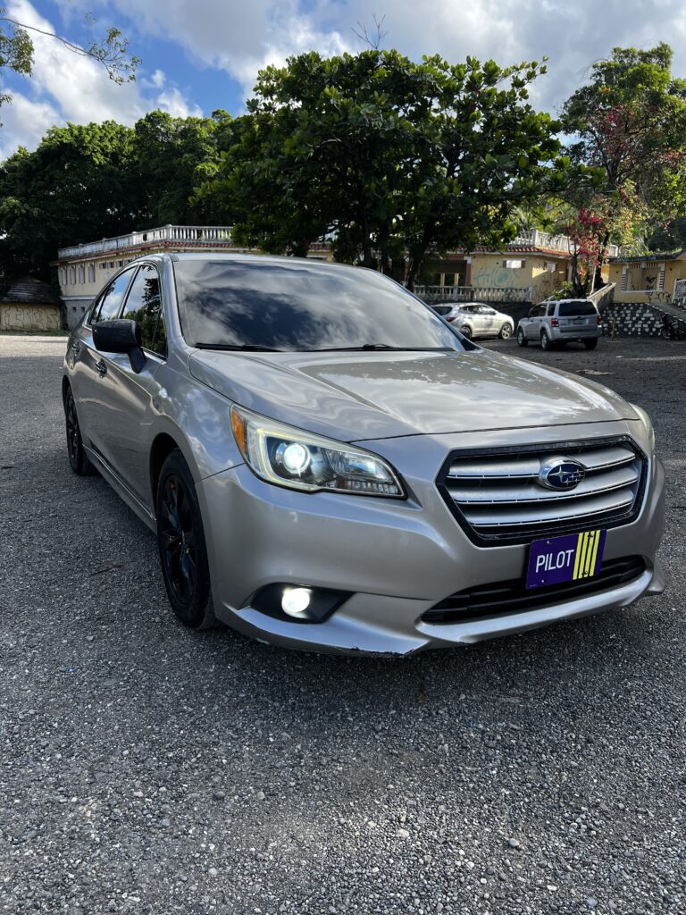 Subaru Legacy 2015