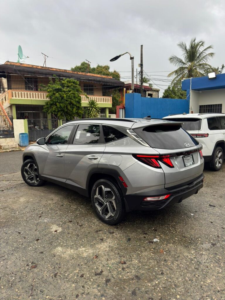 Hyundai Tucson SEL PLUS 2023