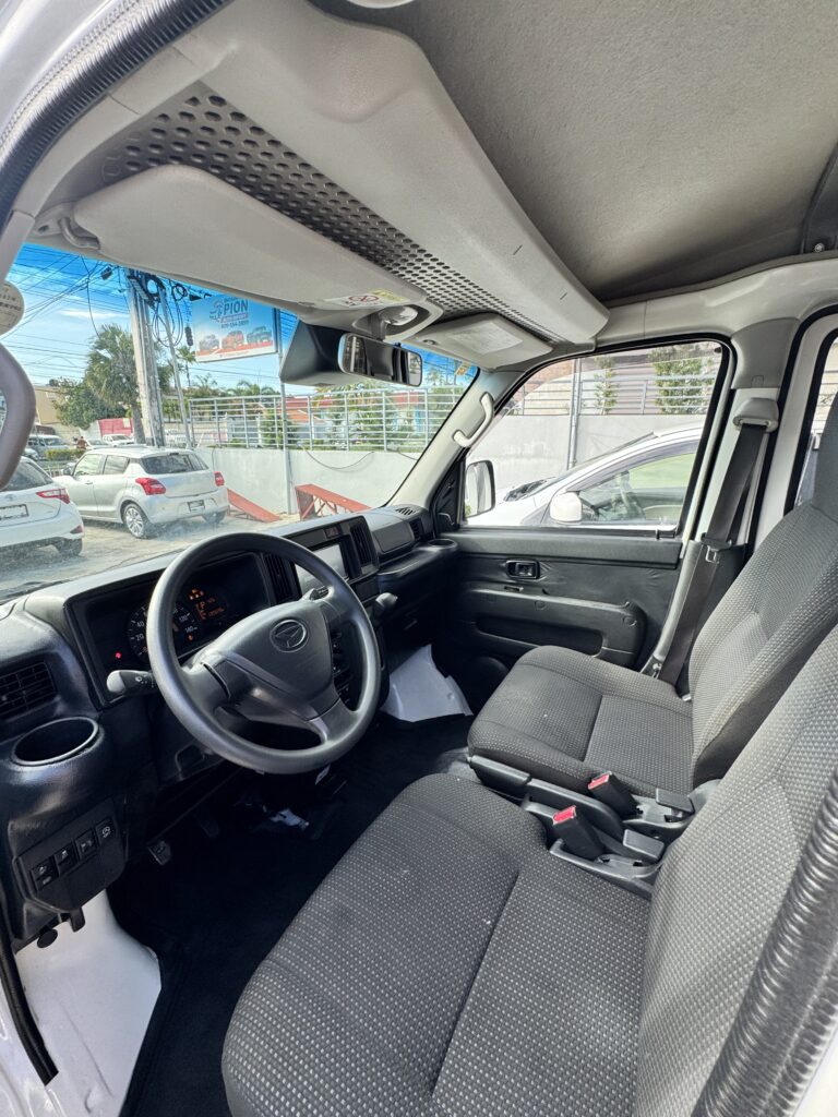 Daihatsu Hijet Cargo 2022