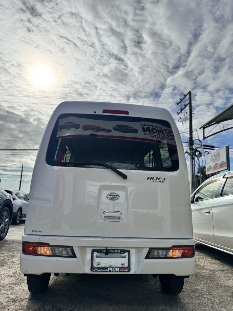 Daihatsu Hijet Cargo 2022
