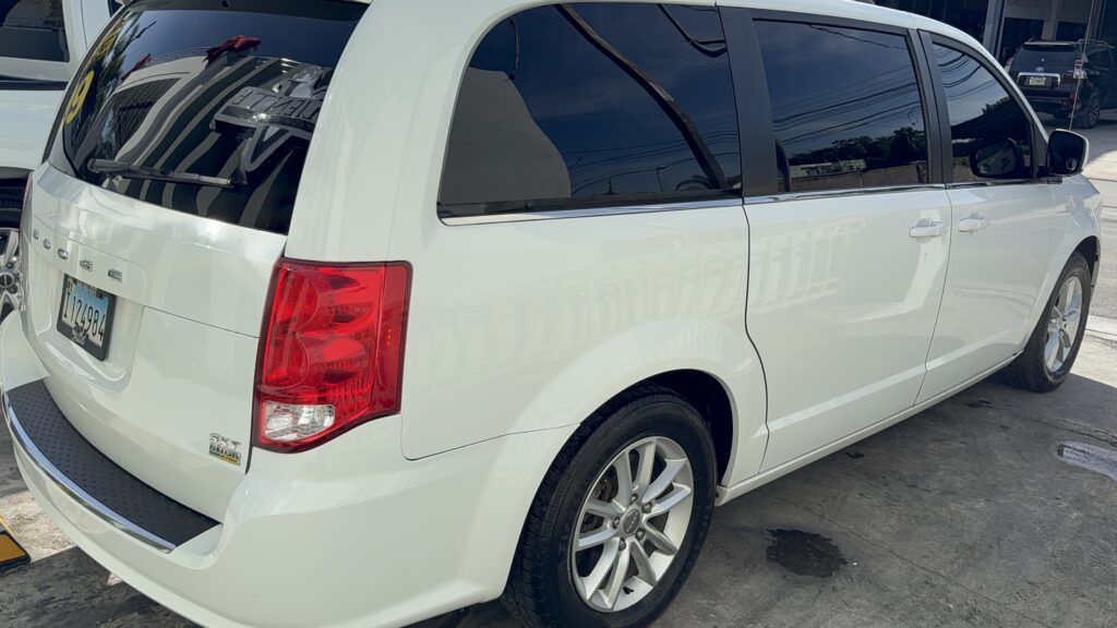 Dodge Grand Caravan SXT 2019