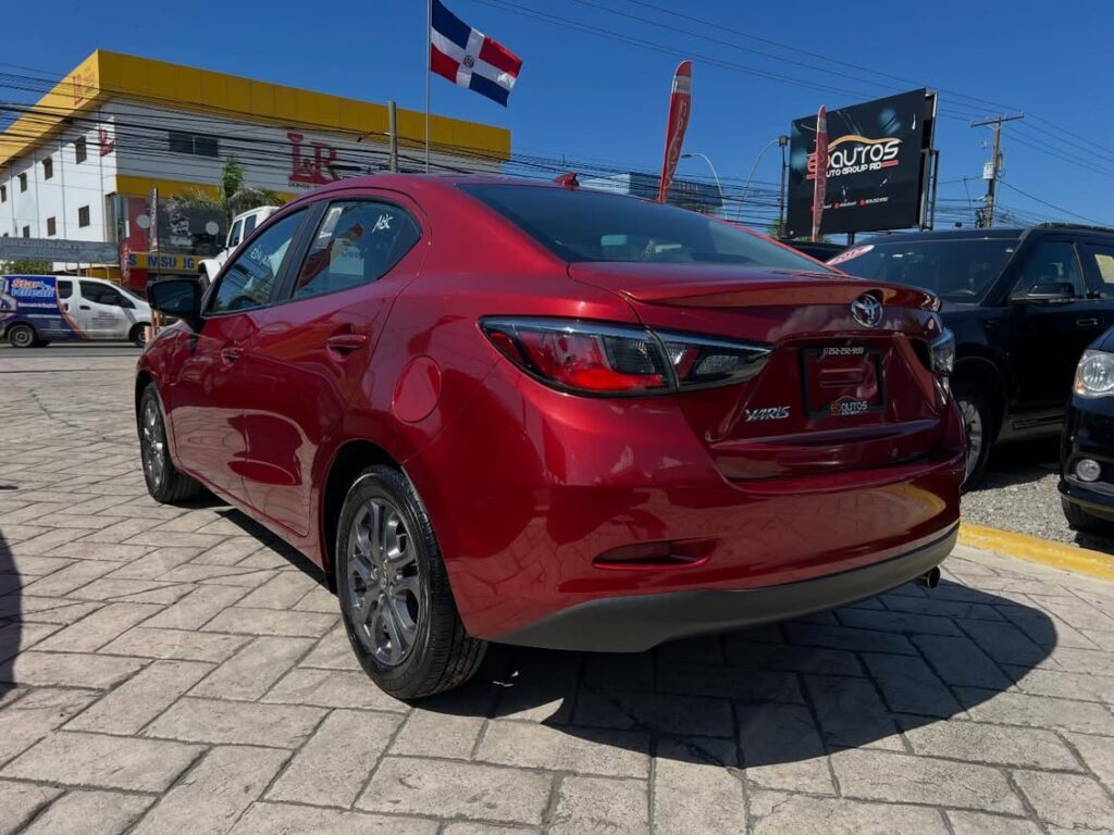 Toyota Yaris LE 2019